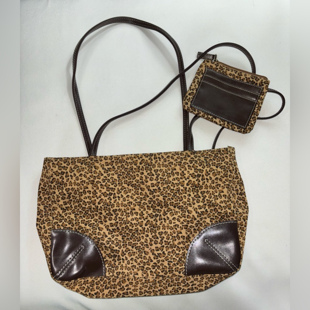 Liz Claiborne Animal Print Bag with Attached Coin Purse, 11" W x 8" H x 2.75" D - Picture 3 of 7